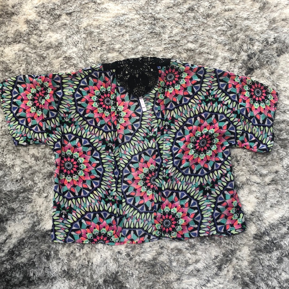 Xhilaration Bright Kimono